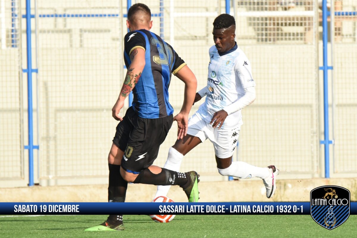 LATTE DOLCE VS LATINA LOGO 16