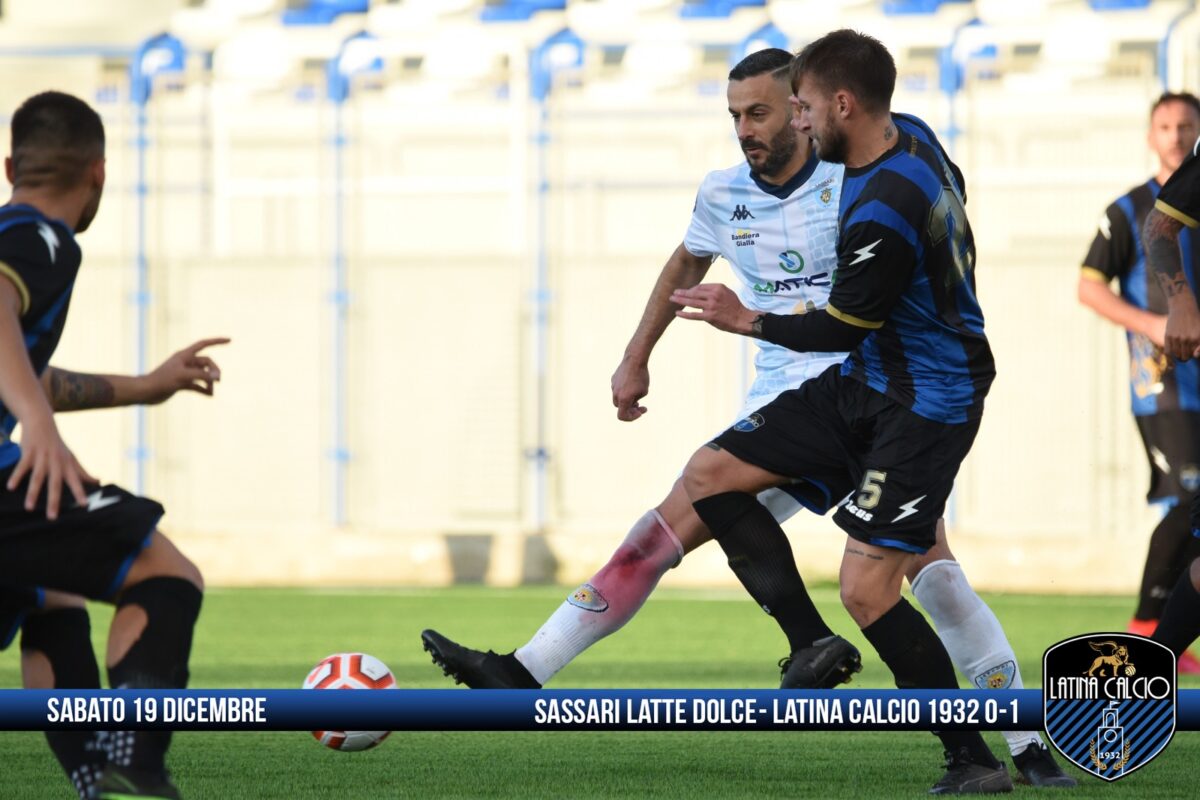 LATTE DOLCE VS LATINA LOGO 20