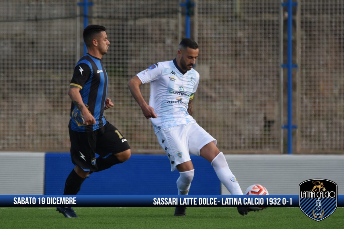 LATTE DOLCE VS LATINA LOGO 4